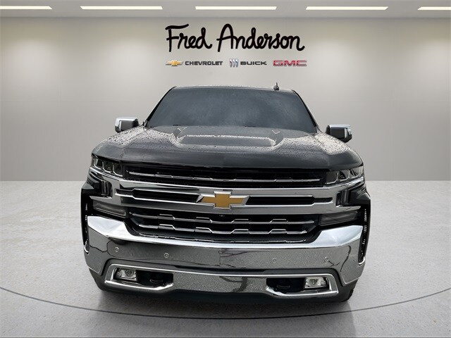 2022 Chevrolet Silverado 1500 LTZ photo 2