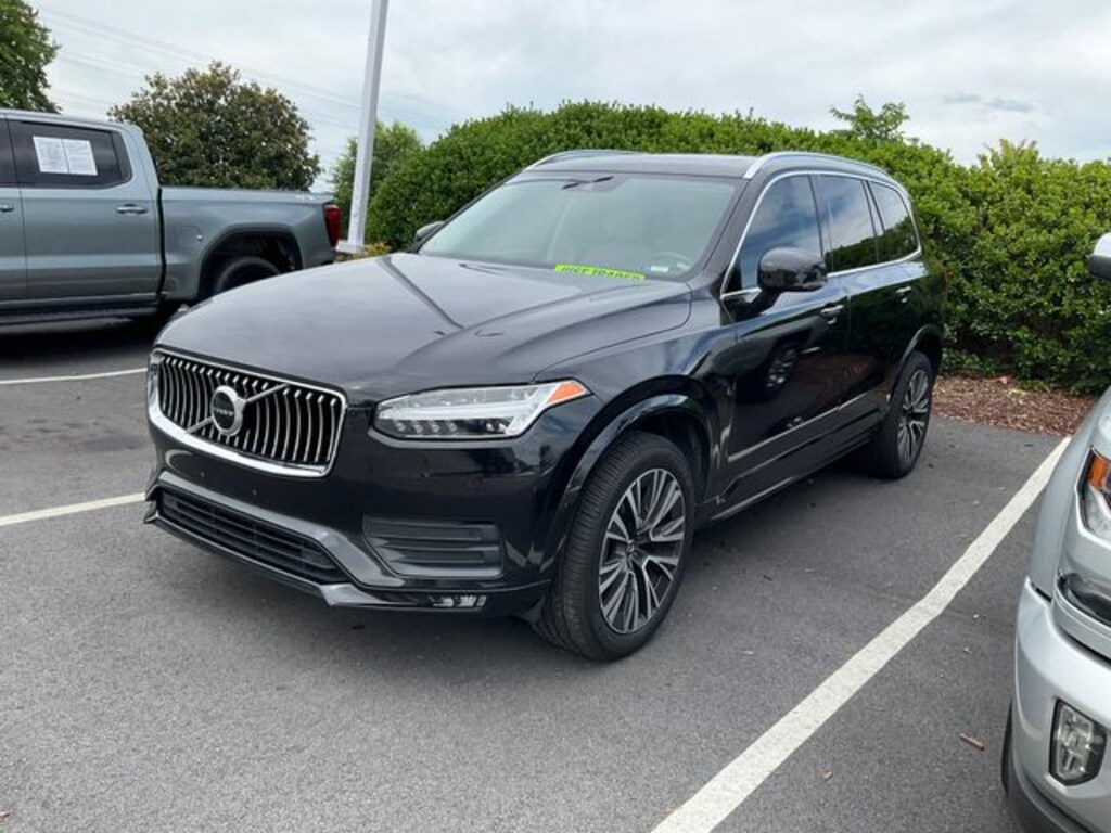 Used 2020 Volvo XC90 T6 Momentum SUV