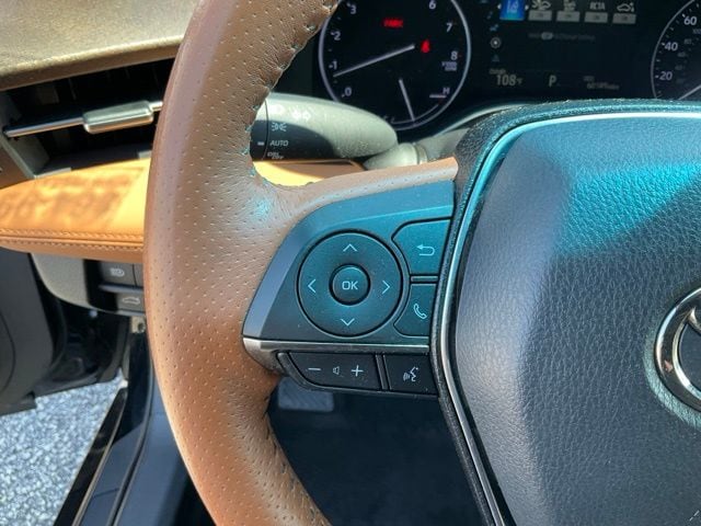 2019 Toyota Avalon 11