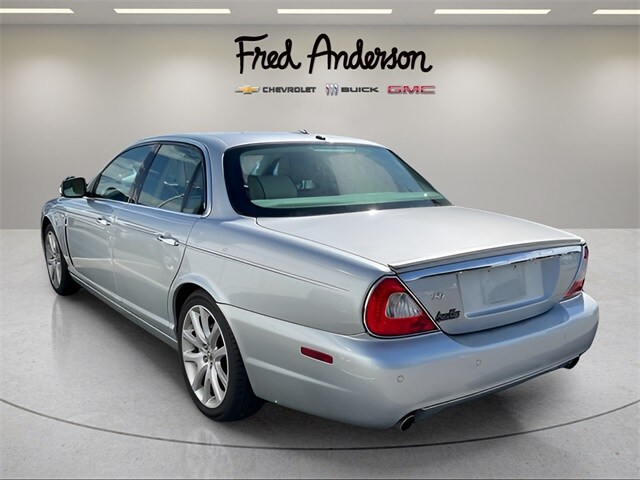2008 Jaguar XJ 8 Base photo 3