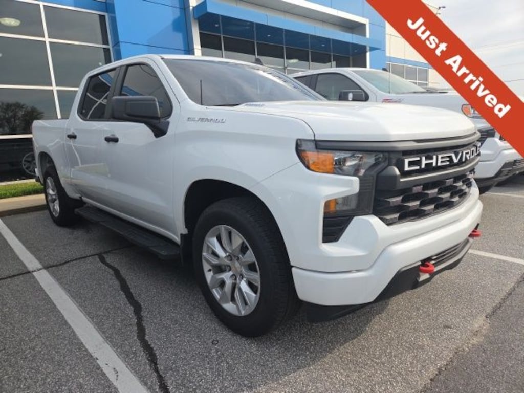 Used 2025 Chevrolet Silverado 1500 Custom Truck