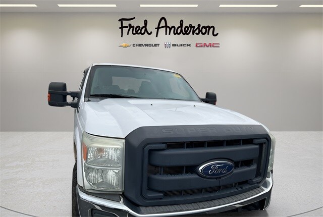 2011 Ford F-250 photo 2