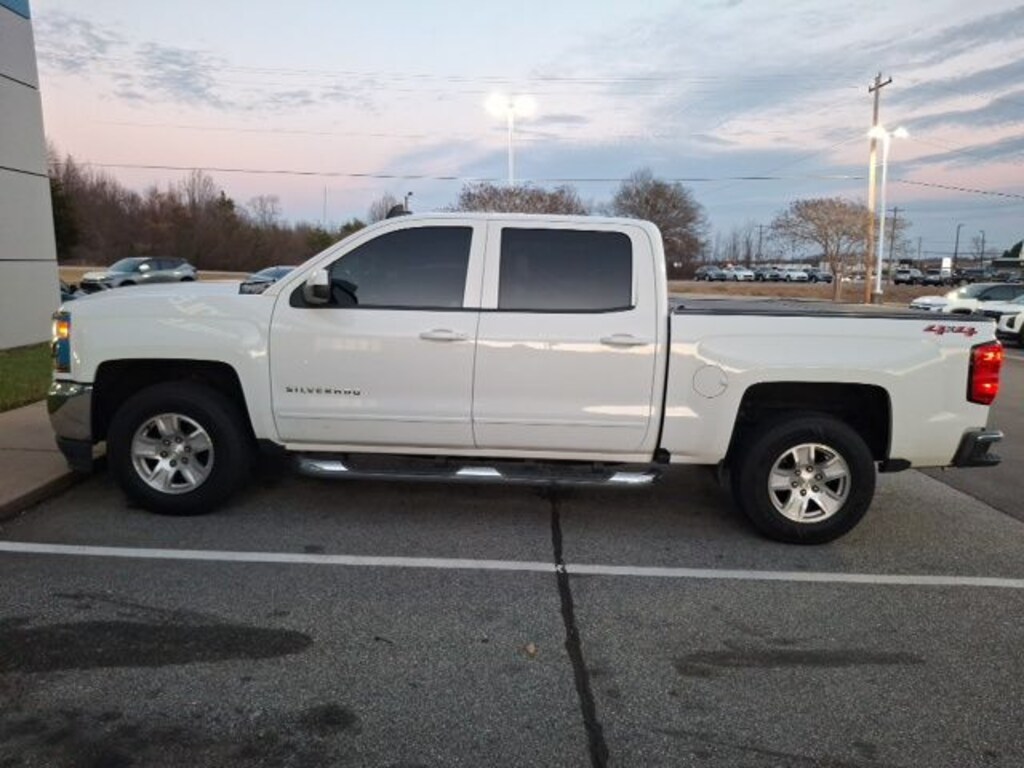 Used 2018 Chevrolet Silverado 1500 LT Truck