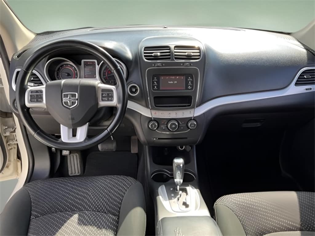 Used 2020 Dodge Journey SE SUV