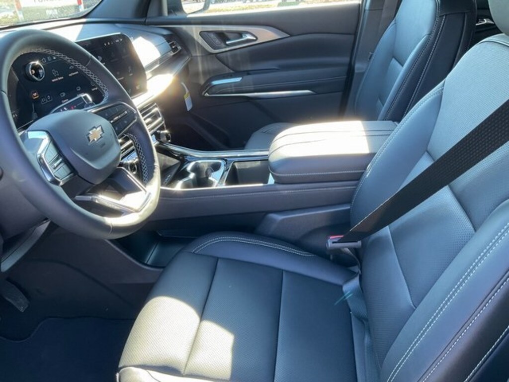 New 2026 Chevrolet Traverse LT SUV