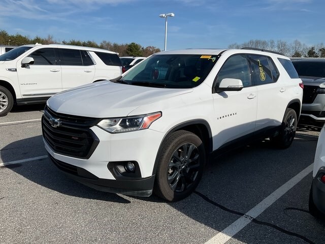 2021 Chevrolet Traverse RS photo 2