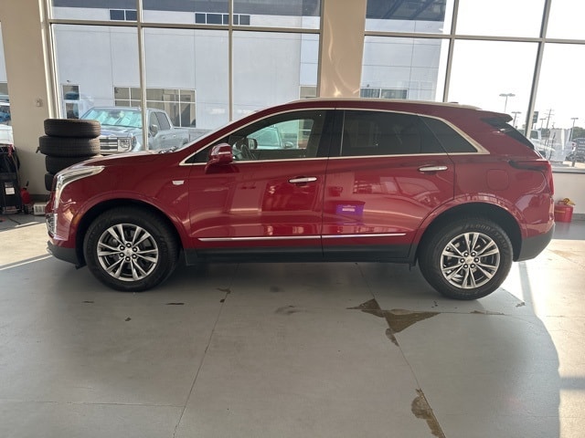 Used 2020 Cadillac XT5 Premium Luxury with VIN 1GYKNCRS0LZ110251 for sale in Raleigh, NC