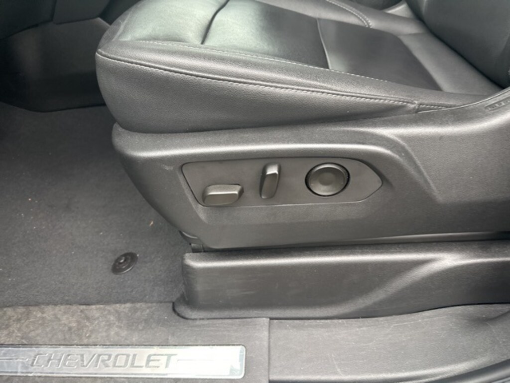 Used 2023 Chevrolet Suburban LT SUV