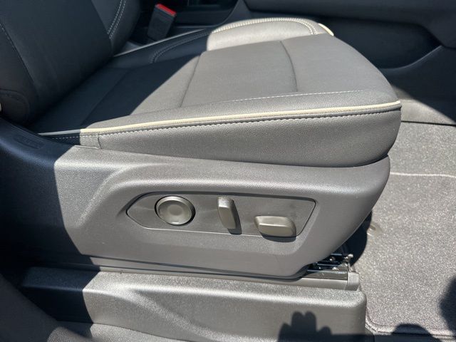 2025 Chevrolet Tahoe Premier - Photo 26