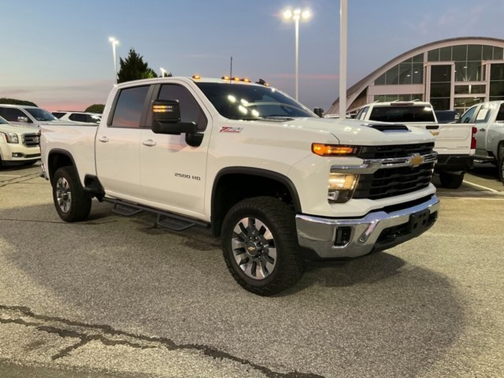 Used 2024 Chevrolet Silverado 2500HD LT Truck