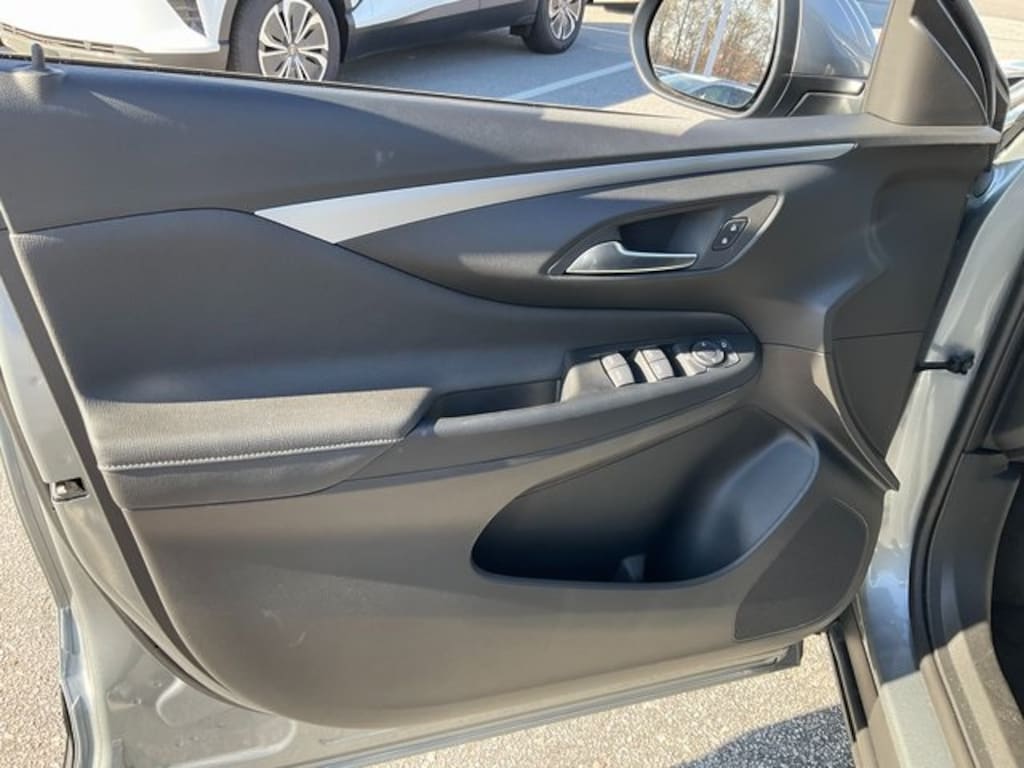 New 2025 Buick Envista Preferred SUV