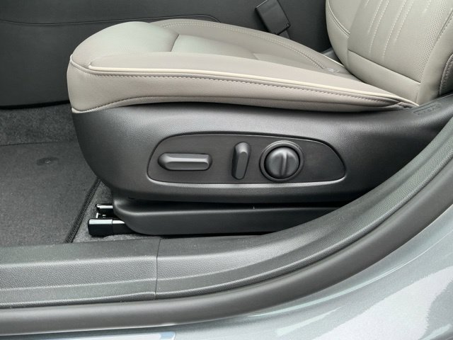 New 2026 Buick Envista Avenir SUV