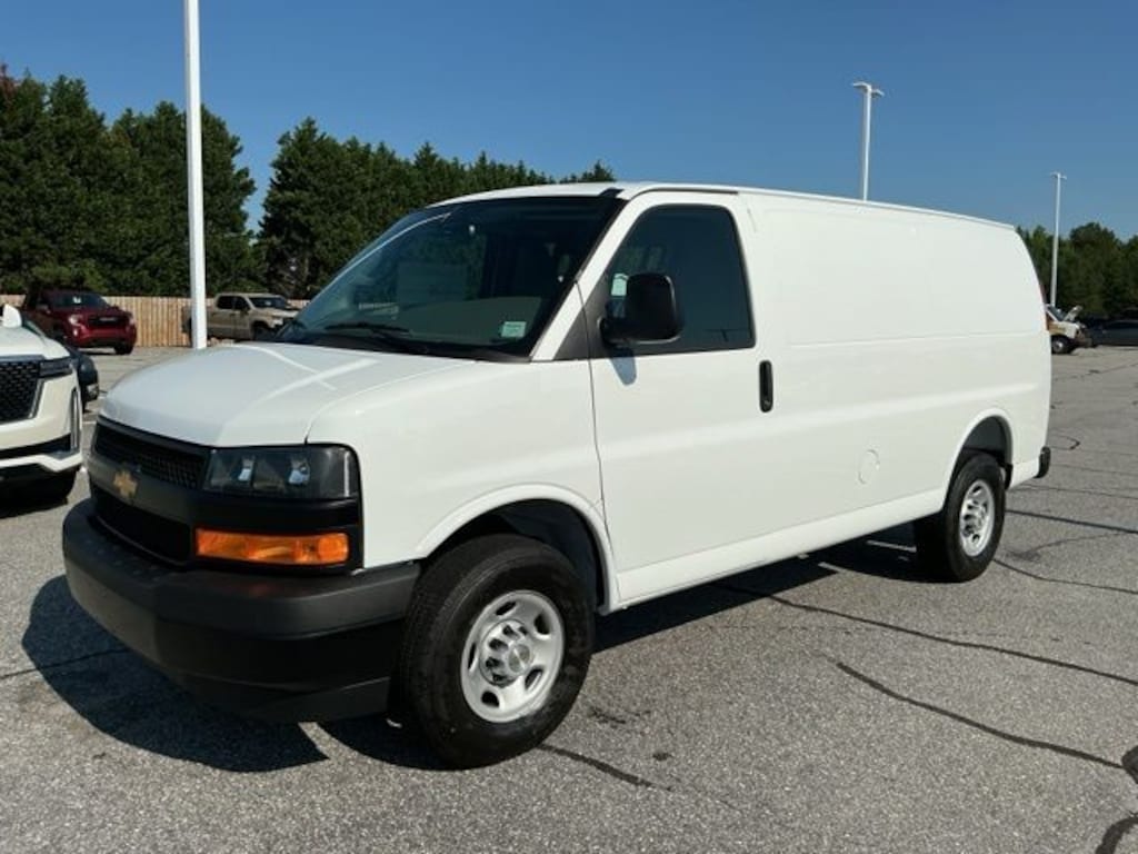 New 2026 Chevrolet Express 2500 Work Van Cargo Van