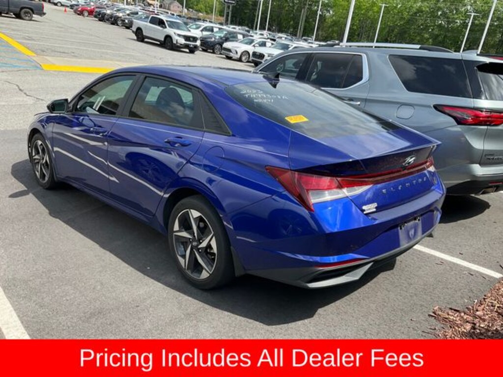 Used 2023 Hyundai Elantra SEL Sedan