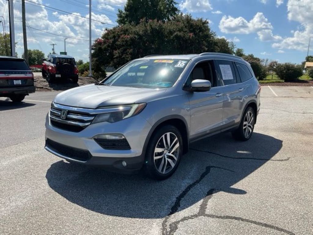 Used 2016 Honda Pilot Touring SUV