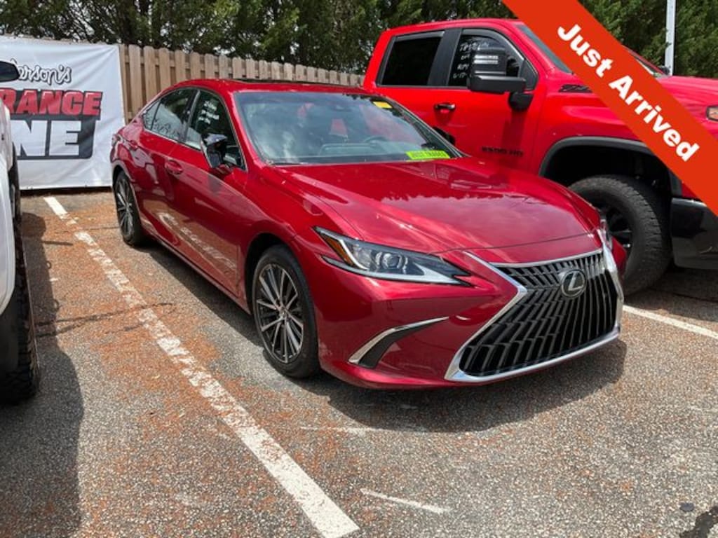Used 2025 Lexus ES 350 Sedan