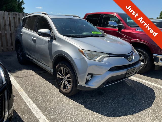 2018 Toyota RAV4 XLE's photo