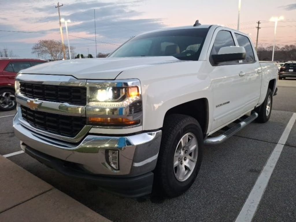 Used 2018 Chevrolet Silverado 1500 LT Truck