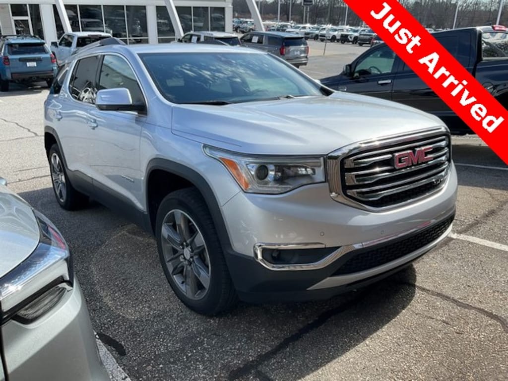 Used 2017 GMC Acadia SLT-2 SUV