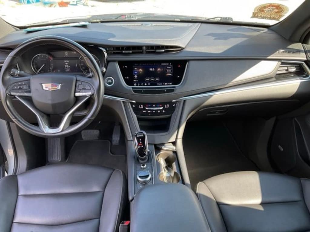 Used 2024 Cadillac XT6 Luxury SUV