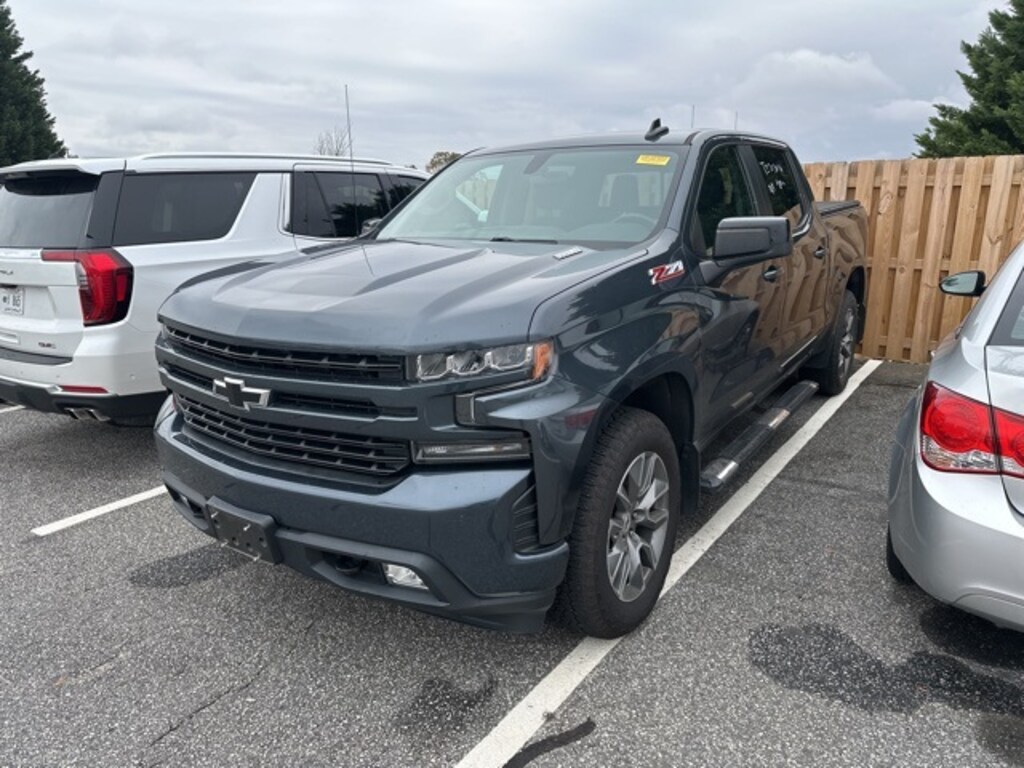 Used 2021 Chevrolet Silverado 1500 RST Truck