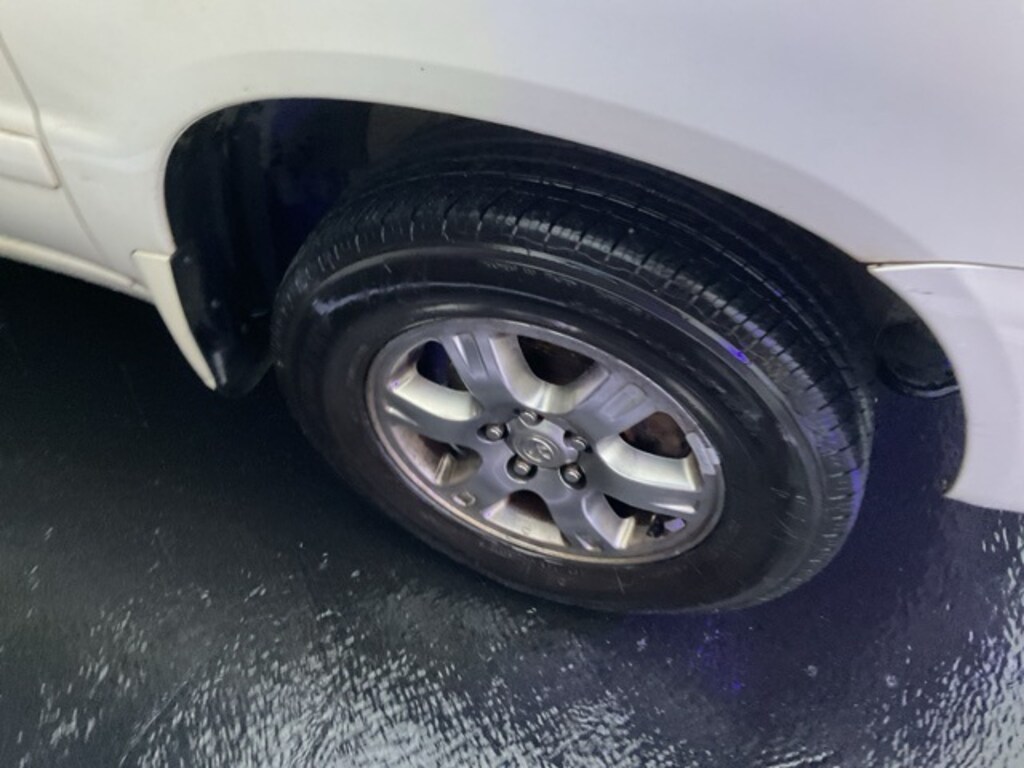 Used 2005 Toyota Highlander V6 w/3rd Row SUV