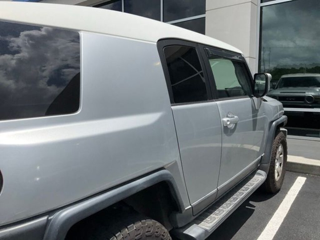 Used 2007 Toyota FJ Cruiser Base SUV