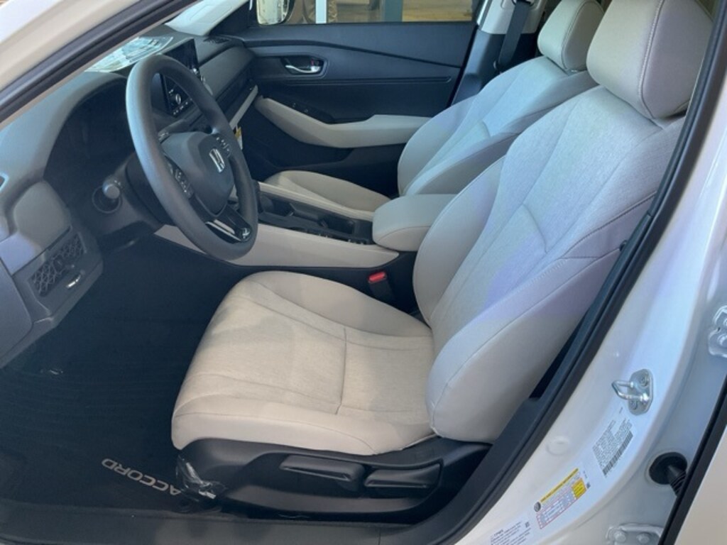 New 2025 Honda Accord LX Sedan