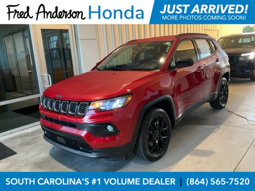Used 2025 Jeep Compass Latitude SUV