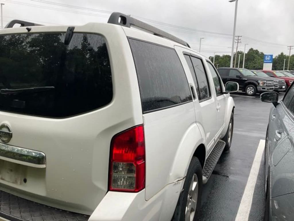 Used 2012 Nissan Pathfinder SV SUV