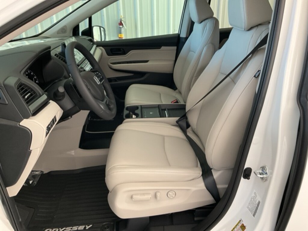 New 2026 Honda Odyssey EX-L Van Passenger