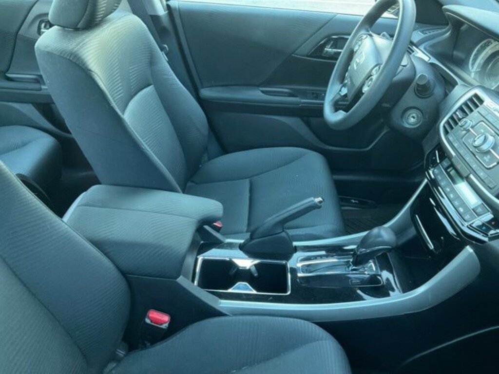 Used 2017 Honda Accord LX Sedan