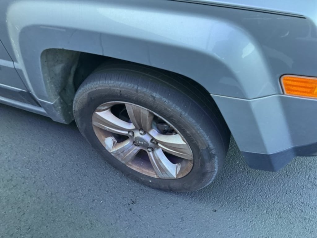 Used 2017 Jeep Patriot Latitude FWD SUV