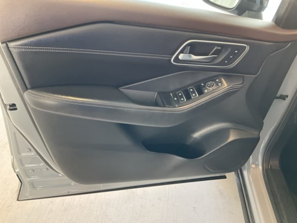 Used 2022 Nissan Rogue Platinum SUV