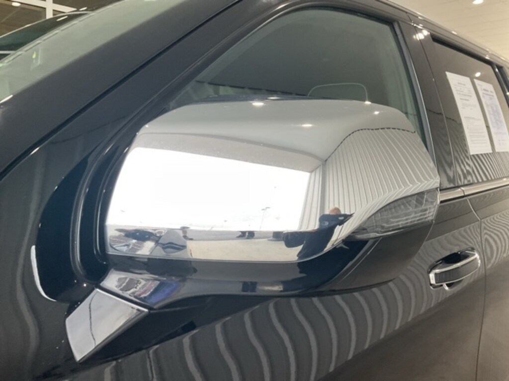 Used 2024 Chevrolet Suburban Premier SUV