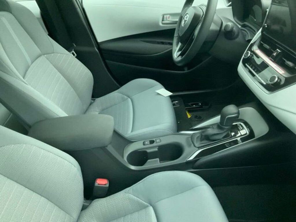 Used 2026 Toyota Corolla SE Sedan