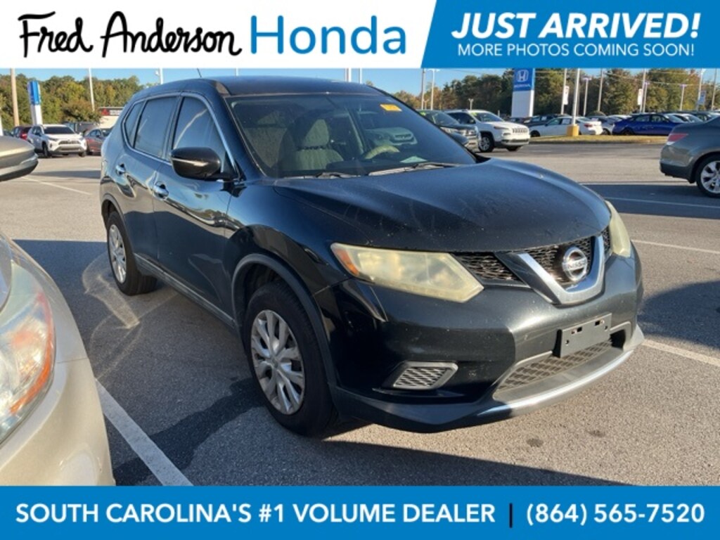 Used 2015 Nissan Rogue S SUV