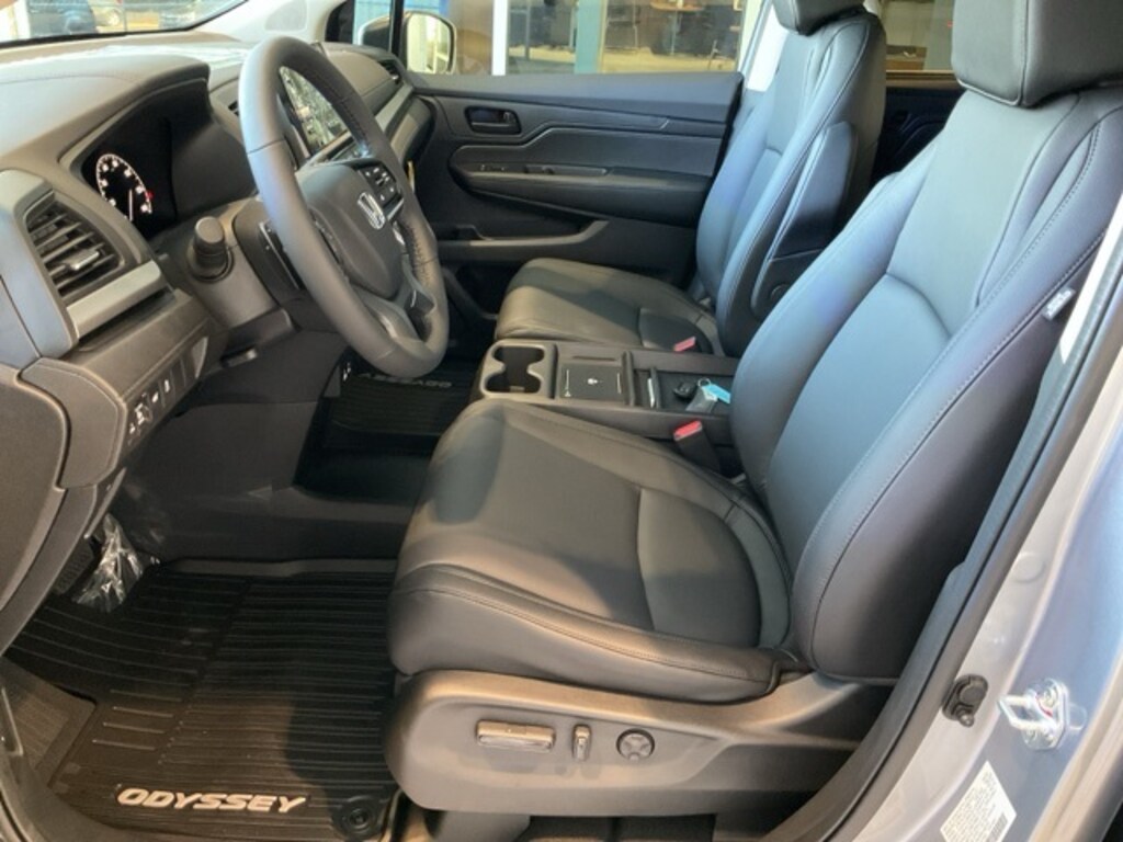 New 2026 Honda Odyssey EX-L Van Passenger