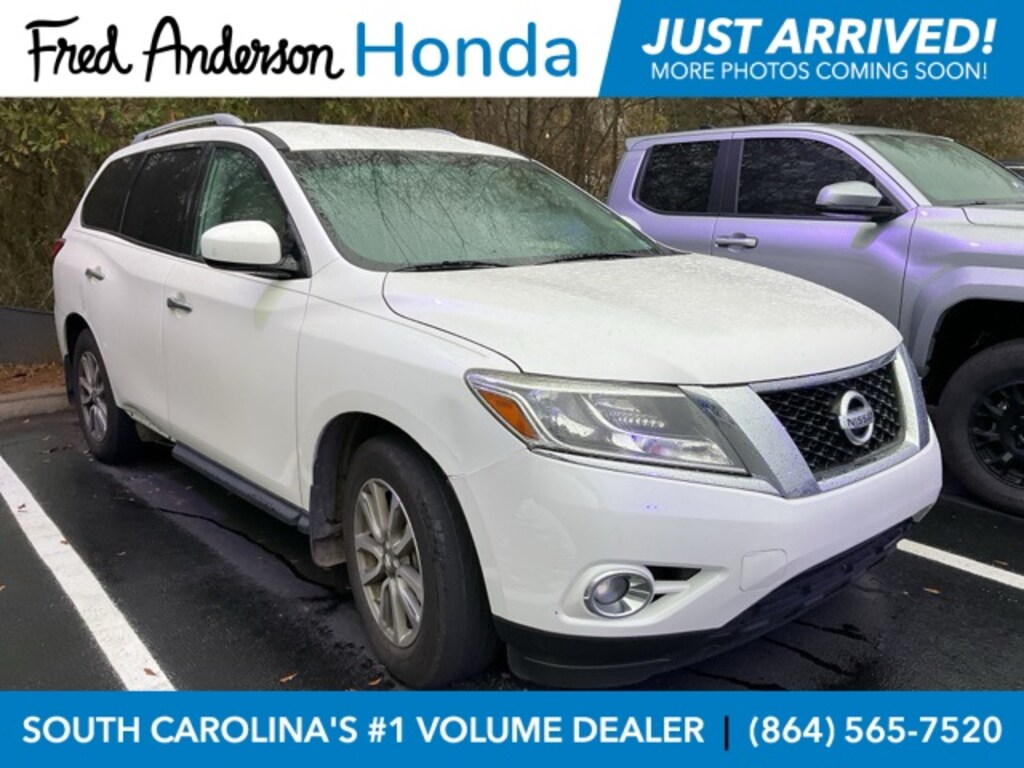 Used 2016 Nissan Pathfinder SV SUV