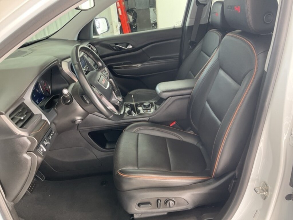 Used 2023 GMC Acadia AT4 SUV