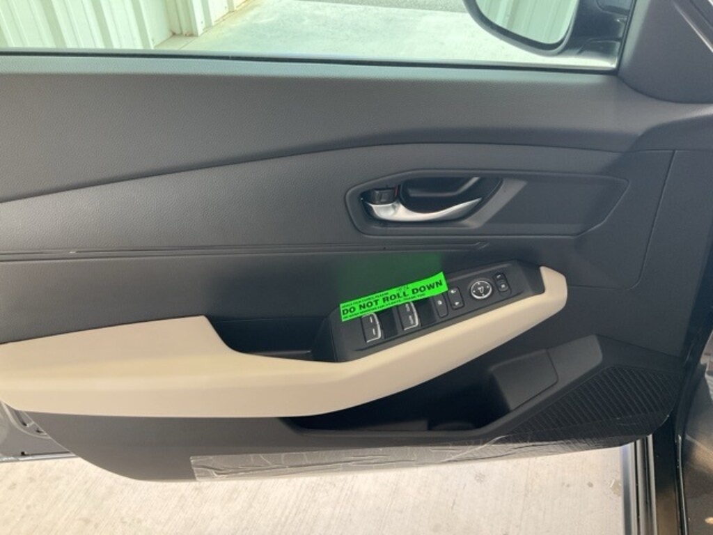 New 2025 Honda Accord LX Sedan