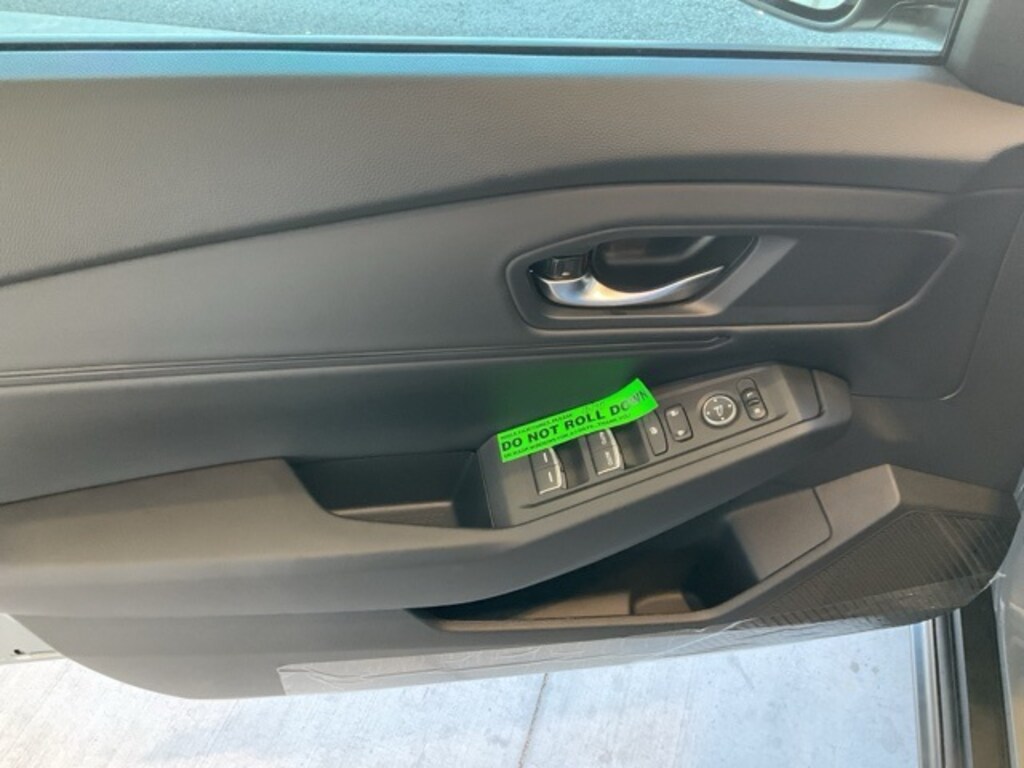 New 2025 Honda Accord SE Sedan