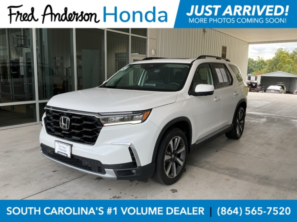 Used 2024 Honda Pilot Elite SUV