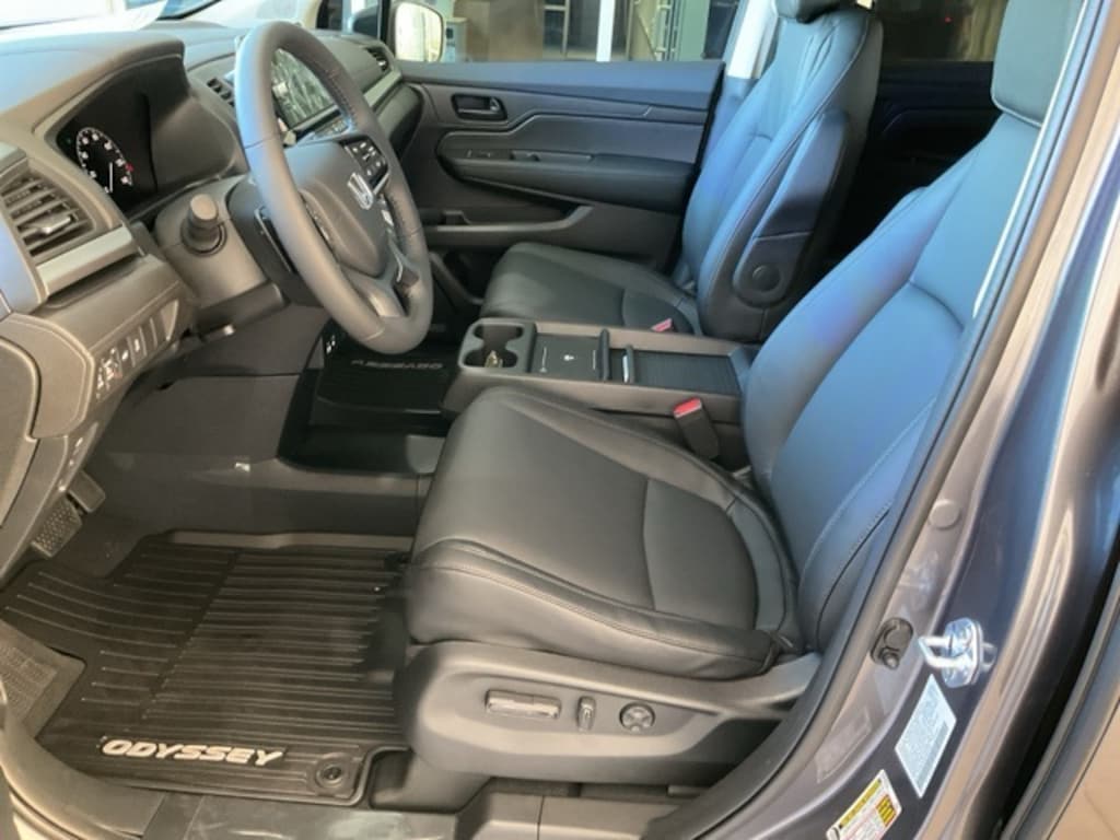New 2026 Honda Odyssey EX-L Van Passenger
