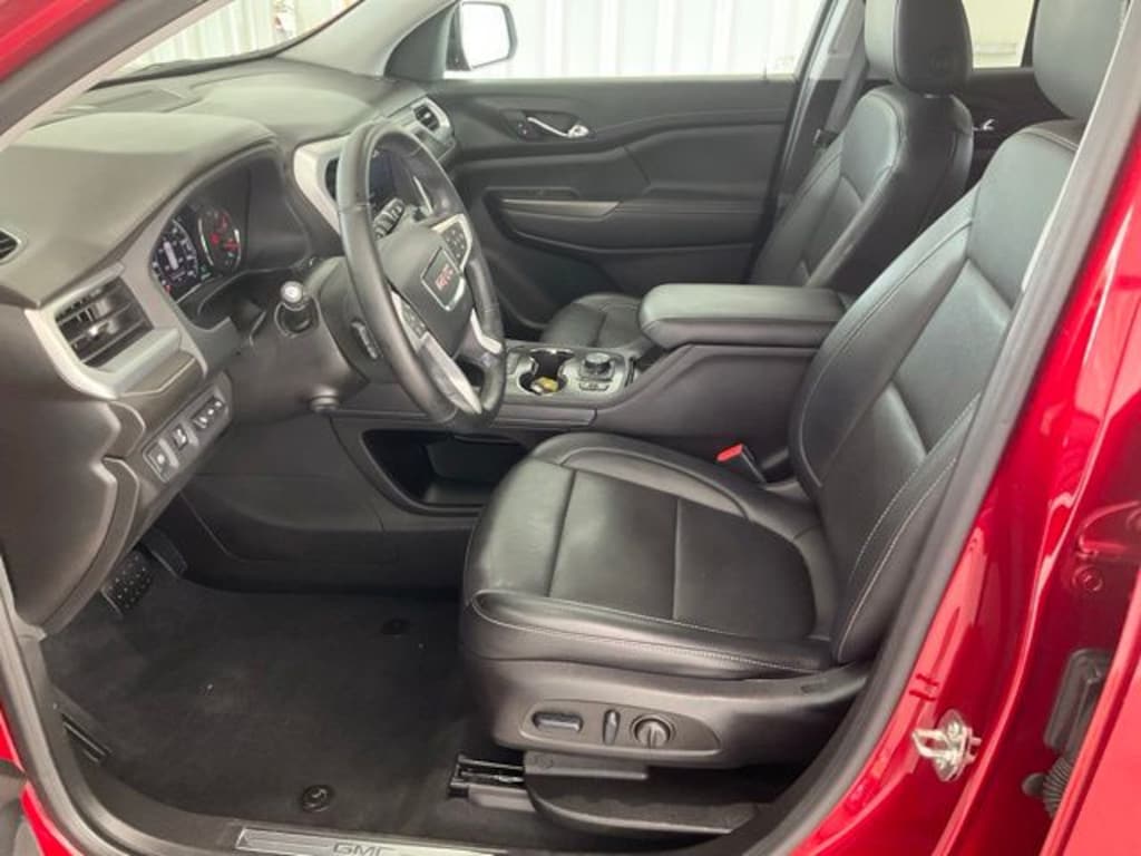 Used 2023 GMC Acadia SLT SUV