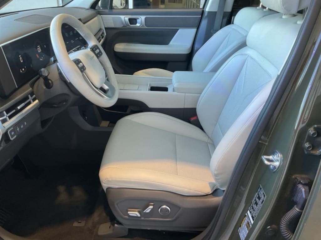 Used 2025 Hyundai Santa Fe SEL SUV