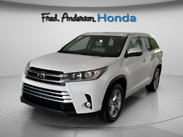 Used 2019 Toyota Highlander Limited V6 SUV