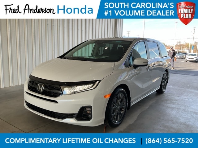 2026 Honda Odyssey Touring's photo