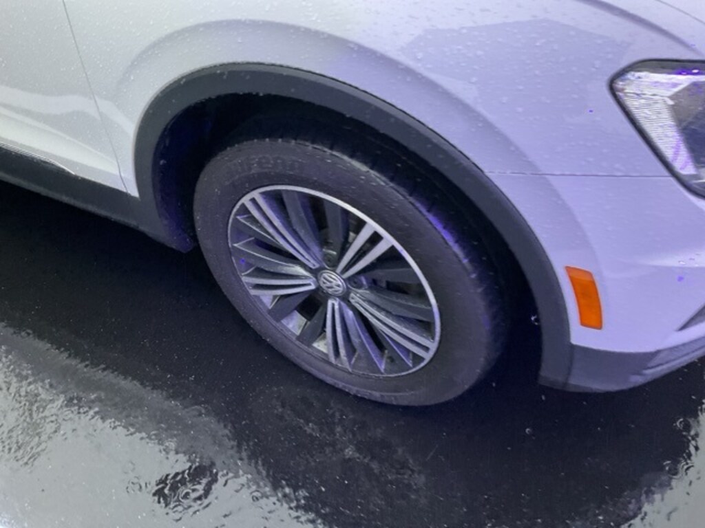 Used 2018 Volkswagen Tiguan 2.0T SEL 4MOTION SUV