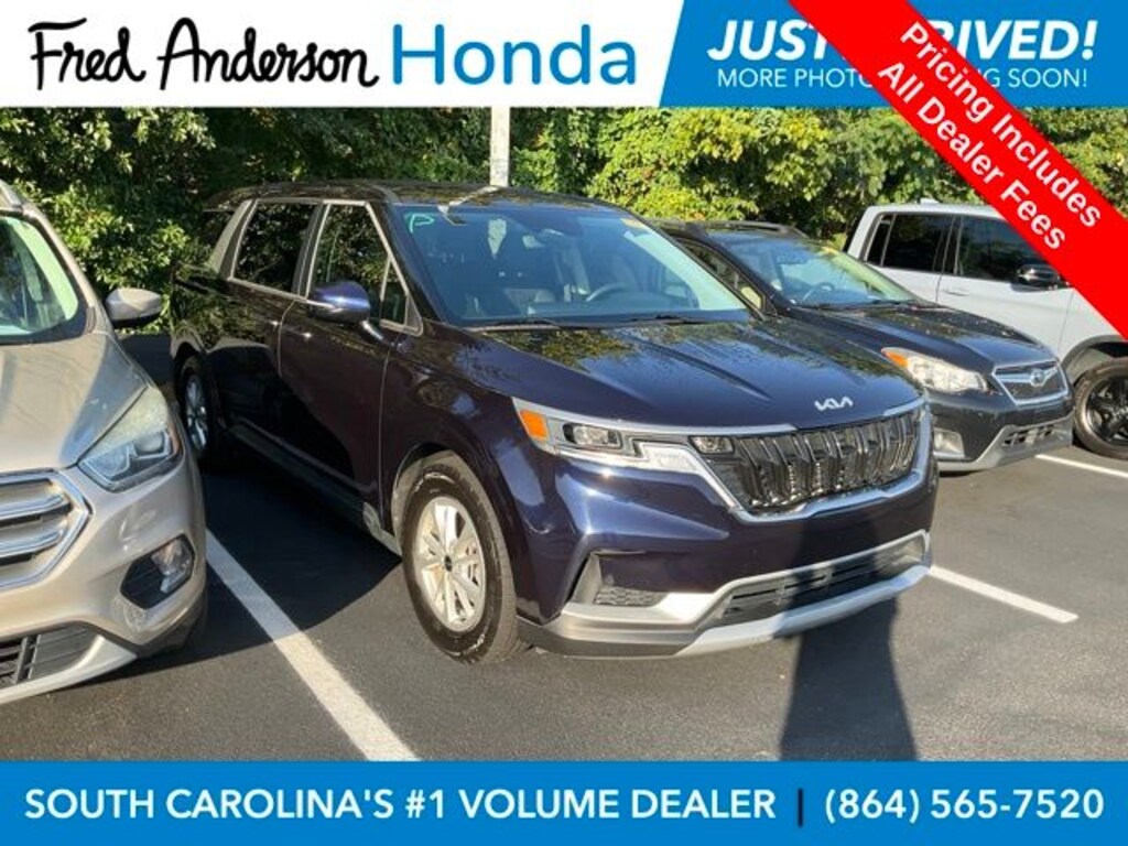 Used 2024 Kia Carnival LX Seat Package Minivan/Van